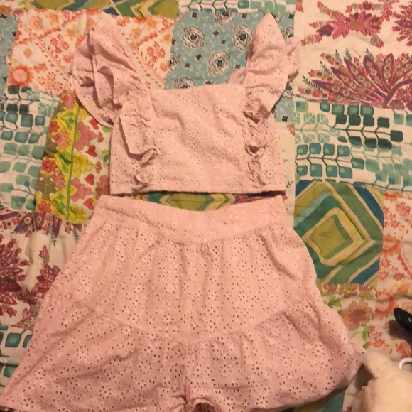 2 piece baby pink romper - Picture 1 of 6